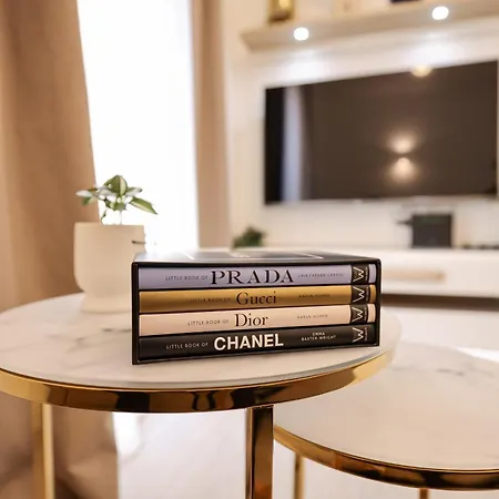 De Clave Luxury * Ζαντάρ